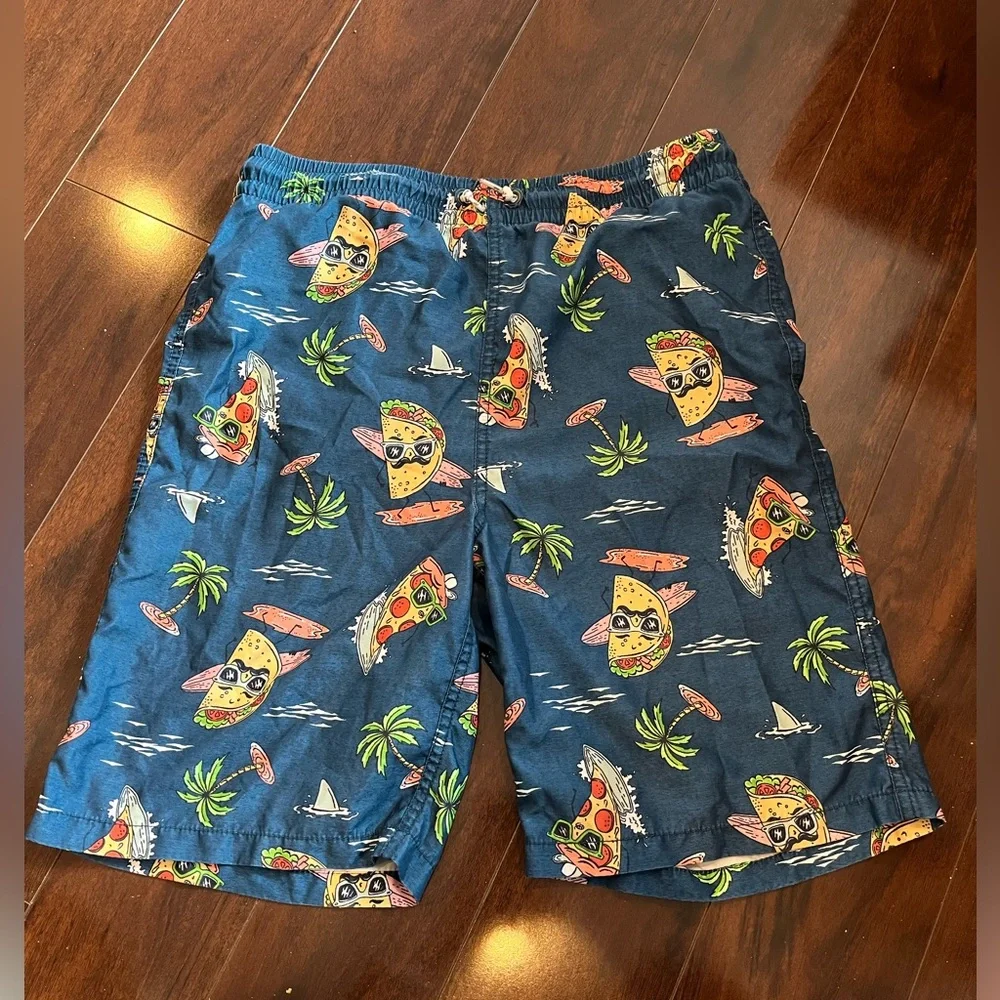 ⭐️ EUC - Old Navy Boys XXL (18) Bathing Suit Trunks